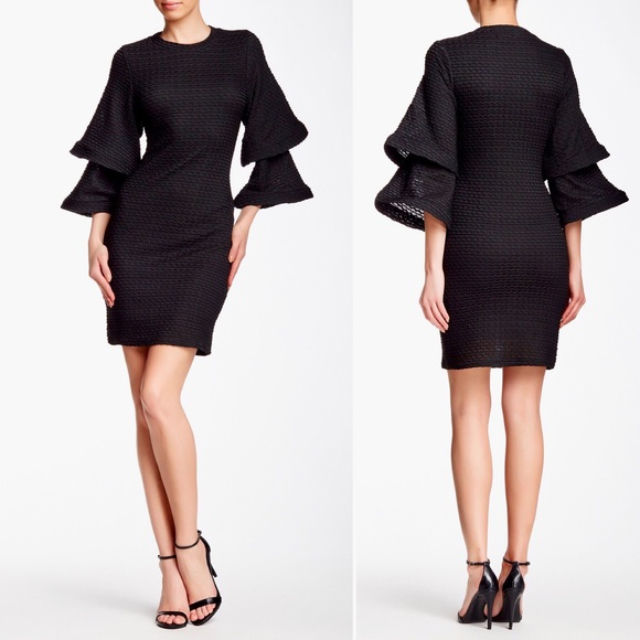 Gracia Dresses & Skirts - 👗Stunning Bell Sleeve Dress👗
